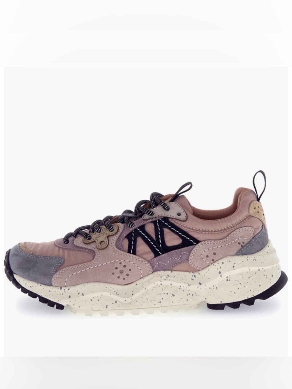 NWT Flower Mountain Solin Sneaker in Grey-Dove and Purple